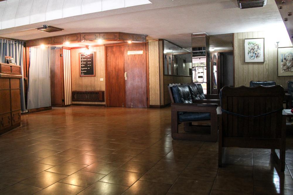 Menossi Hotel