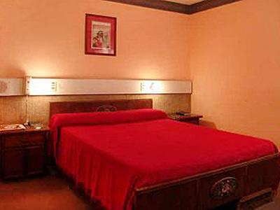 Menossi Hotel